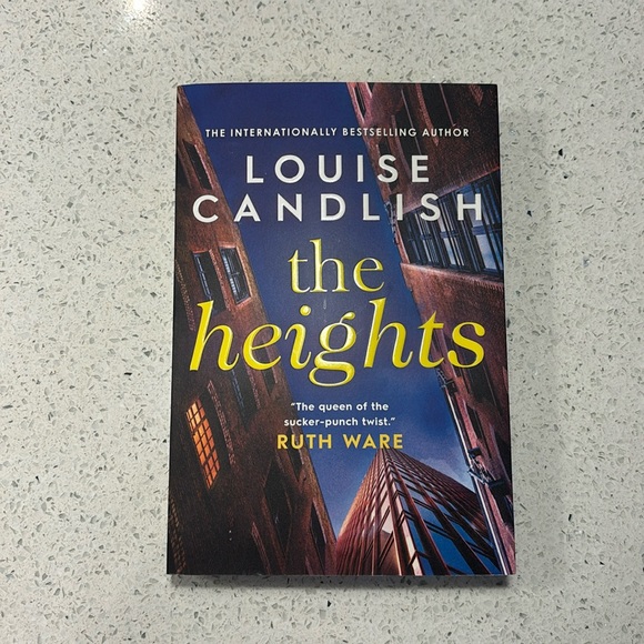 The Heights Novel by Louise Candlish📚 - Picture 1 of 6